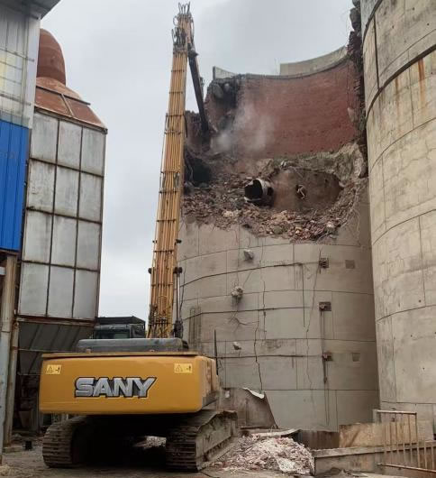 二十天攻堅除險患  一以貫之筑安全——公司石灰廠重大結(jié)構(gòu)隱患應急處置工程紀實1.jpg