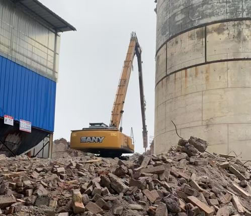 二十天攻堅除險患  一以貫之筑安全——公司石灰廠重大結(jié)構(gòu)隱患應急處置工程紀實2.jpg